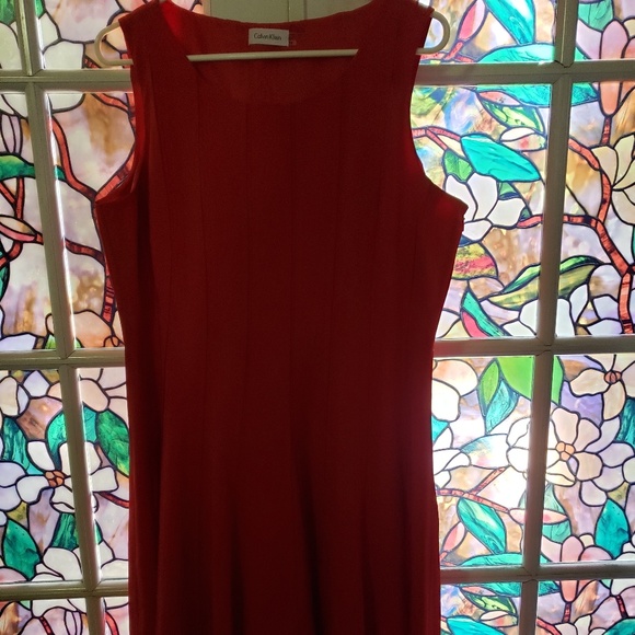 Calvin Klein lined red pleated dress - Picture 1 of 3
